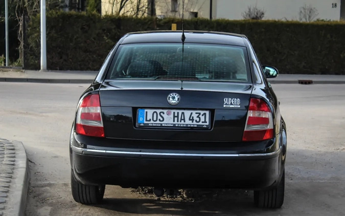 Skoda Superb cena 19900 przebieg: 240000, rok produkcji 2008 z Ciechanów małe 379